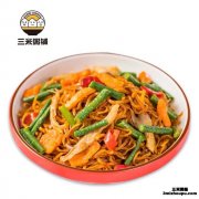 三米粥铺是加盟的吗？